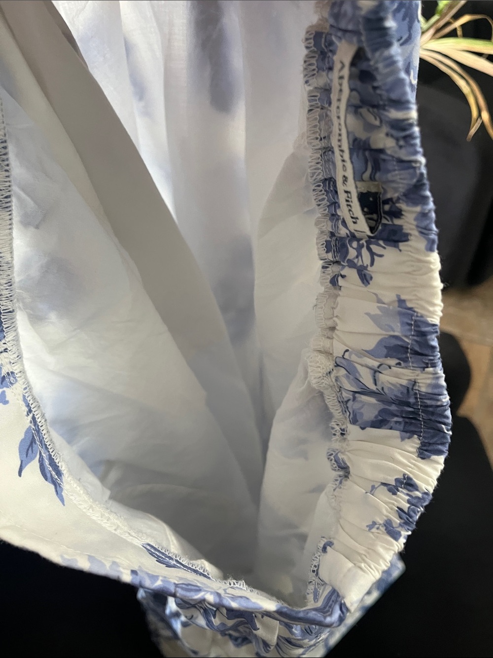 Abercrombie & Fitch White Maxi Skirt with Blue Floral Print - Picture 14 of 15
